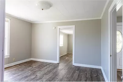 401 N 3rd Avenue, Mayodan, NC 27027 - Photo 18