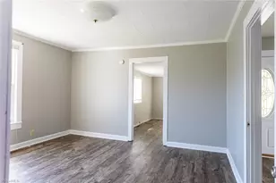 401 N 3rd Ave, Mayodan, NC 27027 - Photo 18