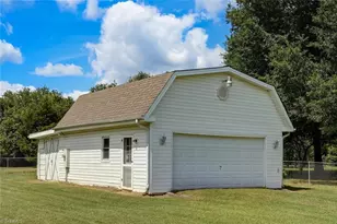 122 Legrande Dr, Eden, NC 27288 - Photo 34