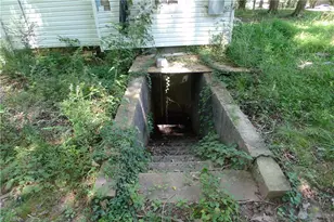 115 N Arlington Ave, Jonesville, NC 28642 - Photo 6