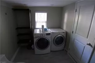 116 Pond St, Lexington, NC 27292 - Photo 8