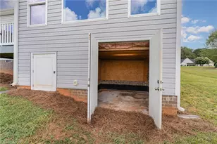 8319 Richardsonwood Rd, Browns Summit, NC 27214 - Photo 38