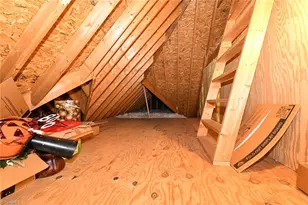 6710 Breeze Pointe Dr, Whitsett, NC 27377 - Photo 38