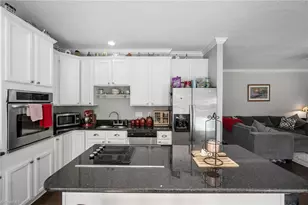 3231 Cheswick Dr, Greensboro, NC 27410 - Photo 10