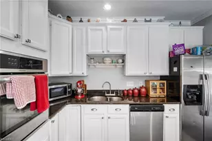 3231 Cheswick Dr, Greensboro, NC 27410 - Photo 14