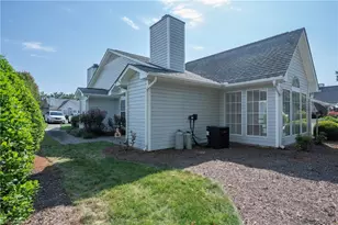 3904 Westridge Meadow Cir, Clemmons, NC 27012 - Photo 8