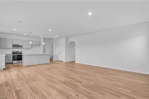 810 Shoveler Ct, Kernersville, NC 27284 - Photo 4