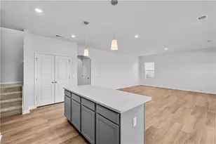 810 Shoveler Ct, Kernersville, NC 27284 - Photo 12