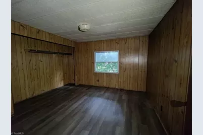 527 Riverview Road, Lexington, NC 27292 - Photo 16