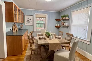 127 Young St, Elkin, NC 28621 - Photo 2