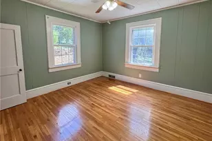 127 Young St, Elkin, NC 28621 - Photo 16