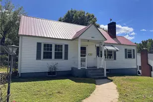 127 Young St, Elkin, NC 28621 - Photo 26