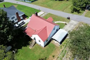 127 Young St, Elkin, NC 28621 - Photo 8