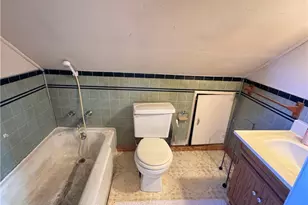 127 Young St, Elkin, NC 28621 - Photo 16