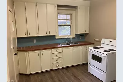 1616 Queen Street, Winston-Salem, NC 27103 - Photo 16