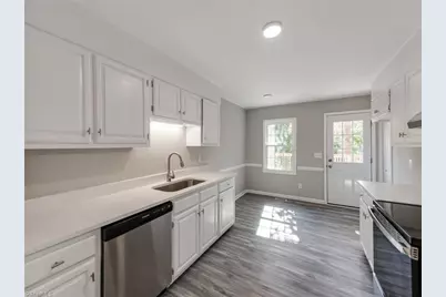 18 Park Village Lane #C, Greensboro, NC 27455 - Photo 8