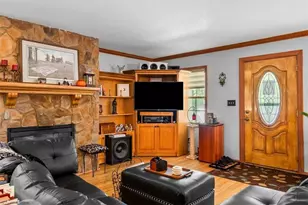 1973 Old Mountain Rd, Thomasville, NC 27360 - Photo 6