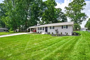 155 Shady Ln, Winston-Salem, NC 27107 - Photo 2