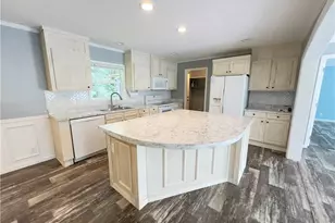 2606 Tritt Ln, Yadkinville, NC 27055 - Photo 6