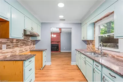 620 Parkland Court, Winston-Salem, NC 27127 - Photo 10