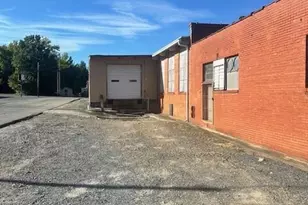 41 Salisbury St, Denton, NC 27239 - Photo 8