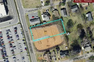 204 S Cherry St, Wilkesboro, NC 28697 - Photo 1