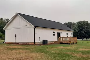 1019 Kennedy St, Yadkinville, NC 27055 - Photo 24