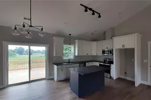 1019 Kennedy St, Yadkinville, NC 27055 - Photo 16