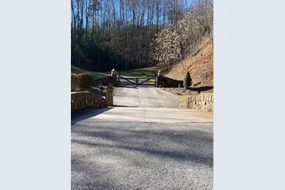 52 Chestnut Mountain Farms Parkway, McGrady, NC 28649 - Photo 4