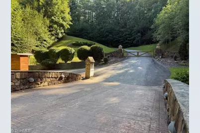 222 Lakeside Drive, McGrady, NC 28649 - Photo 6