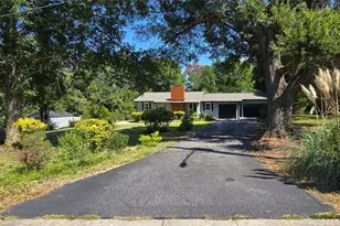 3406 Rolling Rd, High Point, NC 27265 - Photo 2