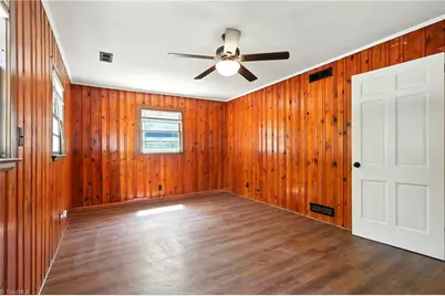 1424 Belleauwood Street, Winston-Salem, NC 27107 - Photo 6