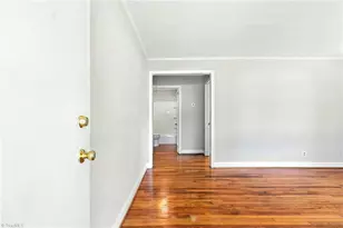 1424 Belleauwood St, Winston-Salem, NC 27107 - Photo 2