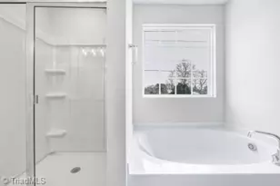 204 Oakdale Frst Ct, Jamestown, NC 27282 - Photo 24