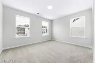 204 Oakdale Frst Ct, Jamestown, NC 27282 - Photo 20