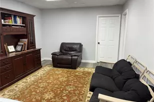 317 Hodgin St, High Point, NC 27262 - Photo 4