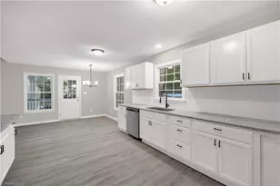 1605 Youngs Mill Rd, Greensboro, NC 27406 - Photo 18