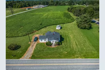 1405 Center Road, Yadkinville, NC 27055 - Photo 2