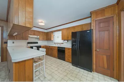 703 Oakhurst Street, Kernersville, NC 27284 - Photo 10