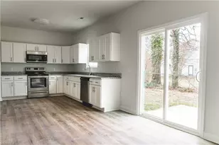 2806 Chillon Ct, Greensboro, NC 27407 - Photo 8