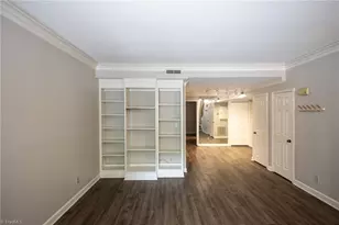 102 Wafco Ln, Greensboro, NC 27401 - Photo 4