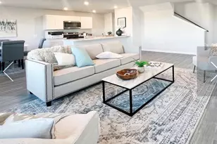 332 Wilshire Dr, Eden, NC 27288 - Photo 2