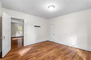 925 Harris St, Eden, NC 27288 - Photo 10