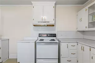 925 Harris St, Eden, NC 27288 - Photo 22