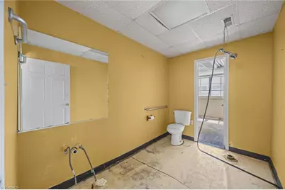 130 E 5th Street, Burlington, NC 27215 - Photo 24