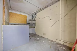 130 E 5th St, Burlington, NC 27215 - Photo 44