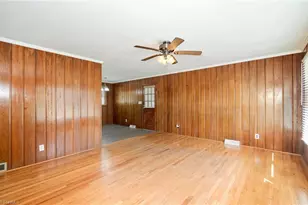 218 Joyce St, Madison, NC 27025 - Photo 12