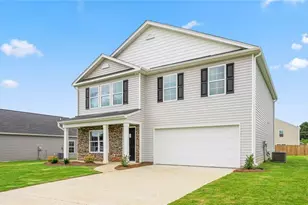 402 White Spruce Ct, Thomasville, NC 27360 - Photo 2