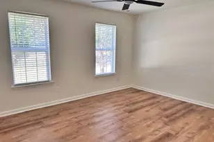 107 W McIver St, Zebulon, NC 27597 - Photo 10