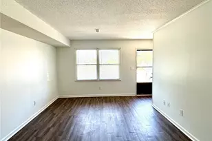 214-C W 5th St, Lexington, NC 27292 - Photo 6